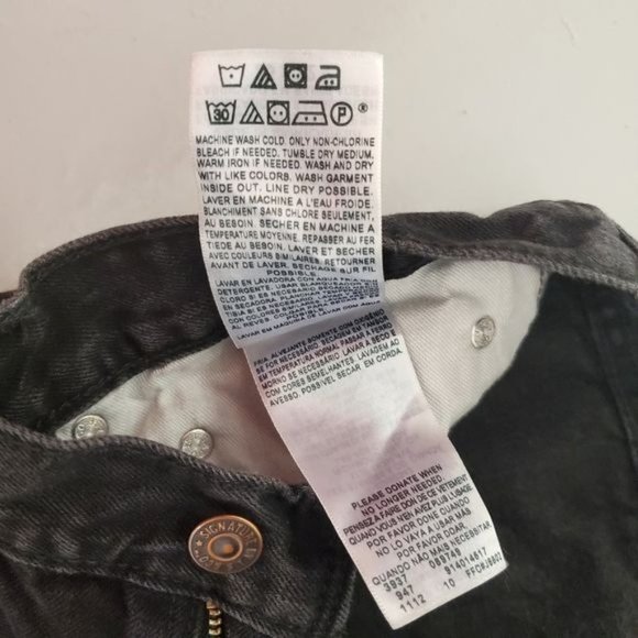 Levi's | Relaxed Fit  Classic Black Jeans - Picture 7 of 9